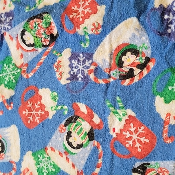 NWOT Handmade Holiday Lap Quilt - Picture 2 of 4